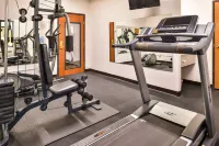 Quality Inn Joplin I-44 - Gym
