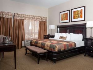 Ramada by Wyndham Weyburn