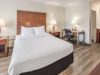 Suburban Studios Middlesboro Hotels in Middlesboro