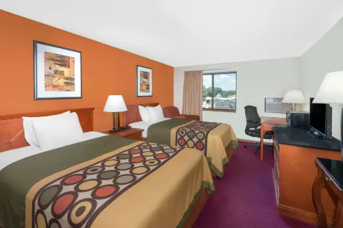 Super 8 by Wyndham Algona Hotels in Algona