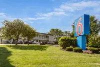 Motel 6 Lenexa, KS - Kansas City Southwest Hotels in Lenexa