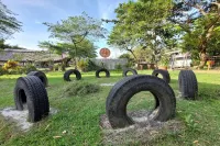 Camping Ground Kalakijo Vilange فنادق في Pajangan