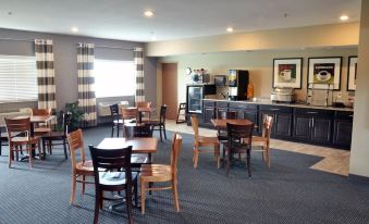 Brookstone Lodge & Suites