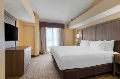 Comfort Suites DFW Airport Hotels in Irving
