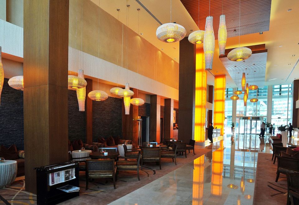 3. 야스 아일랜드 ..