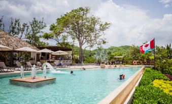 Binniguenda Huatulco & Beach Club