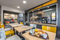 B&B Hotel Lorient Caudan - petit déjeuner