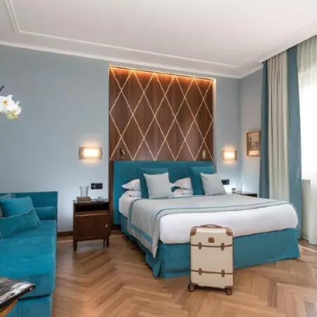 Bettoja Hotel Mediterraneo Отели рядом с достопримечательностью «Базилика Санта-Парасседе»