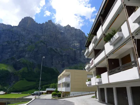 Siesta Apt. 15 Отели рядом с достопримечательностью «Гемми»