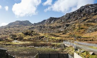 19 Cwmorthin Road - Housity