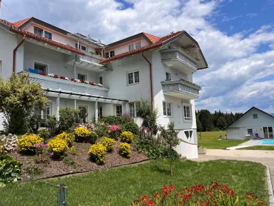 Frank Các khách sạn gần CUAS Campus Feldkirchen