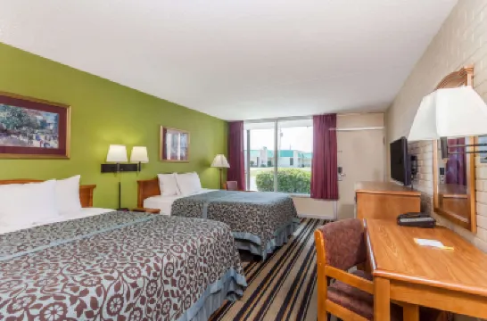 데이즈 인 바이 윈덤 잭슨 잭슨  호텔