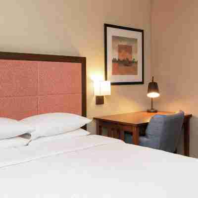 Hampton Inn & Suites Rochester/Victor Rooms