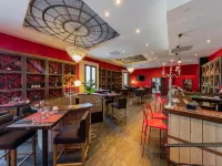 Garrigae Distillerie de Pezenas - Hotellerie & Spa Hotels in Péret