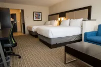 Holiday Inn Express & Suites Marietta
