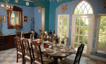 D'Nest Inn - Housity