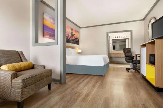 Days Inn by Wyndham Kingsland GA