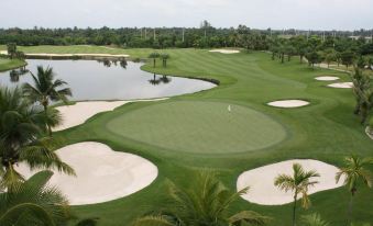 Suwan Golf and Country Club