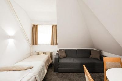 Studio Apartment Snow White Apartments Photo