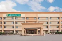 La Quinta Inn & Suites by Wyndham Mansfield Oh