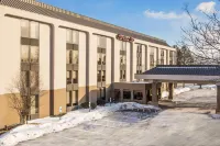 Four Points by Sheraton Chicago Westchester/Oak Brook Hotels near St Blase Catholic Church (Blessed Martyrs Of Chimbote Parish)