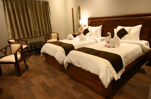 Neel Clarks Inn Express Agra - Inns