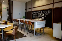 Holiday Inn Express & Suites ENSENADA CENTRO by IHG
