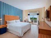 Four Points by Sheraton Cancun Centro Hotels near Tecnologic Stadium