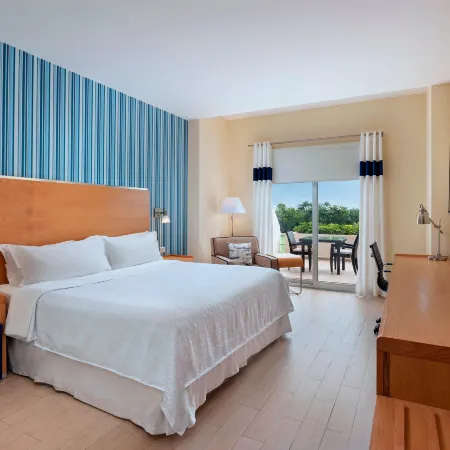Four Points by Sheraton Cancun Centro