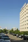 The Sydney Hotel - parking