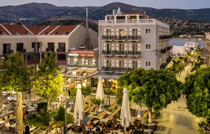 Aenos Hotel