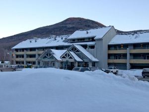 Village of Loon Mountain, a VRI Resort