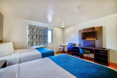 Motel 6 Duluth, MN Hotels in Duluth