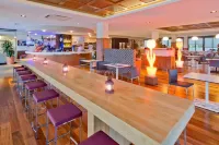 Aqua Hotel Aquamarina & Spa - bar