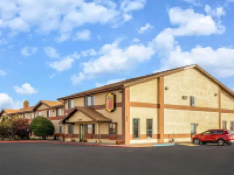 Super 8 by Wyndham Pendleton ペンドルトンのホテル