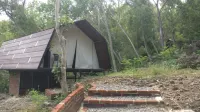 Seribu Batu Songgo Langit Resort & Camp Hotels in Dlingo