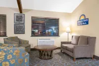 Days Inn & Suites by Wyndham Baxter Brainerd Area Hotels in Baxter