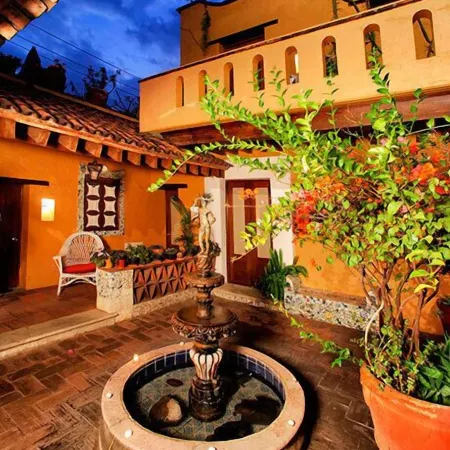 Hotel Azucena