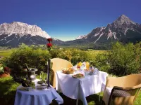 Sporthotel Zugspitze Hotels in Lermoos