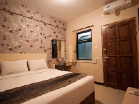 Mine Home Hotel Cihampelas Hoteles en Coblong
