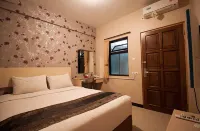 Mine Home Hotel Cihampelas