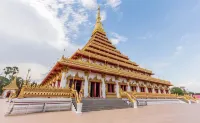 Mammoth Resort Hotels in Khon Kaen