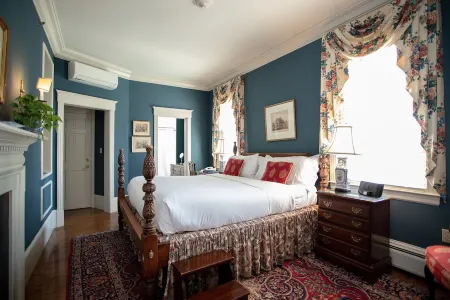 Francis Malbone House