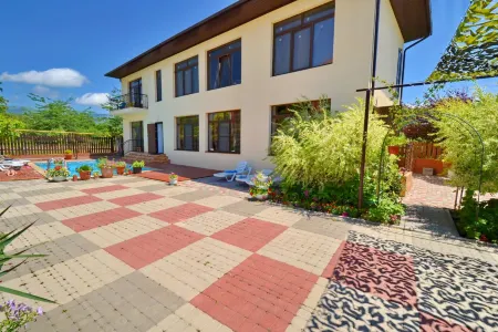 Отель «Лайм»