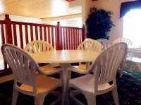 GrandStay Hotel & Suites Downtown Sheboygan - breakfast