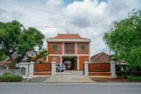 Oemahku Guest House Syariah Kendal 호텔