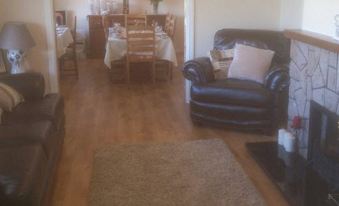 Birchgrove House - Housity