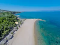 Sunrise Village Beach Hotel - Boutique
