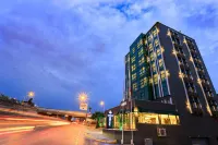 Avwan Hotel Çiğli Hotels near Kazıkbağları