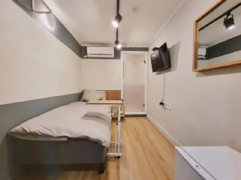 แครอท โฮสเทล โรงแรมใกล้สถานีชินชน